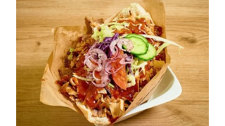 Kebab w bułce Premium Cheddar