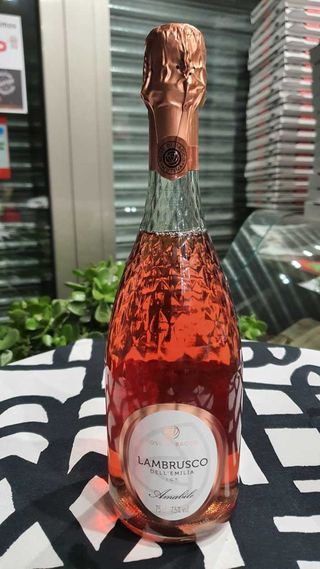 Lambrusco Rosado D. O. C. botella 75 cl.