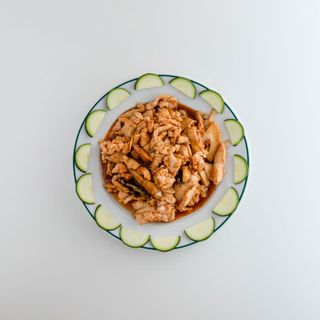 73 Pollo Con Bambú Y Setas Chinas