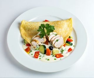 Clatita din piept de pui cu legume