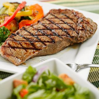 LOMO DE CERDO A LA PLANCHA