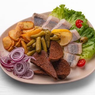 Селедочка с картофелем