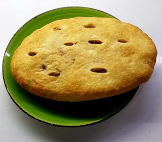 ლობიოს ღვეზელი ლორით