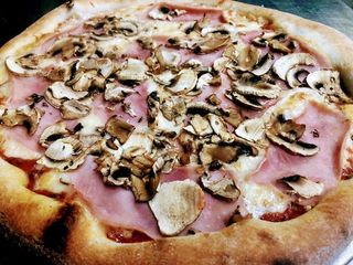 Pizza Capriciosa 50cm