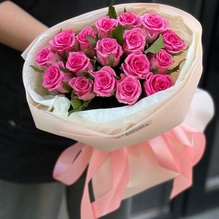 17 троянд Абігейл 