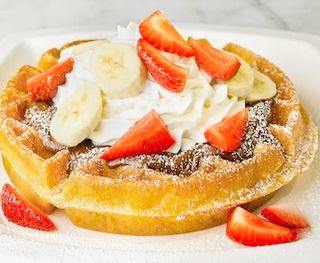 STRAWBERRY  AND BANANA WAFFLE