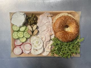 Бейгл з індичкою, 200 г