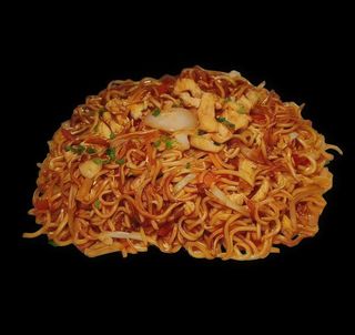 Tallarines con pollo