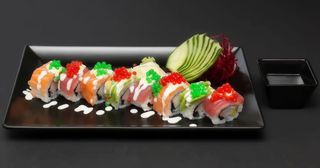 CHEF'S RAINBOW ROLL (8szt)