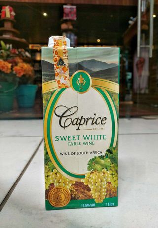Caprice Sweet White Table Wine, 1L