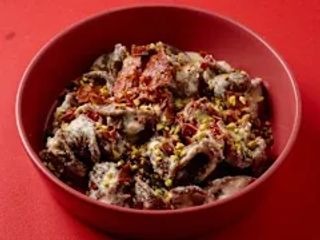 Orecchiette con mortadella e pistacchio