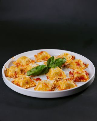 პასტა რავიოლი არაბიატა