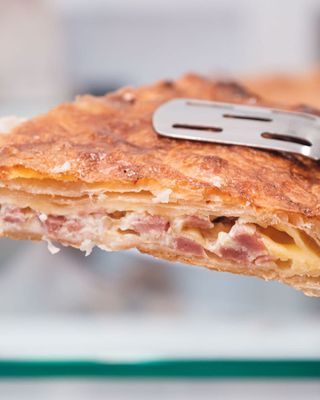 Pizza rustica mortadella e Galbanone