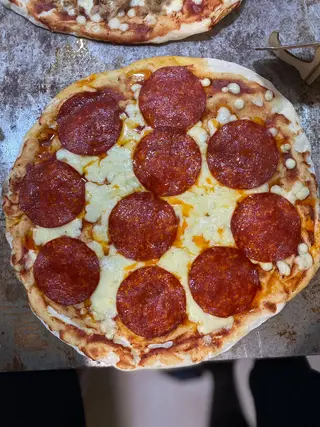 8. Pizza De Pepperoni 