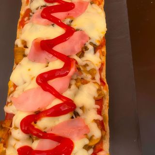 Zapiekanka z szynką