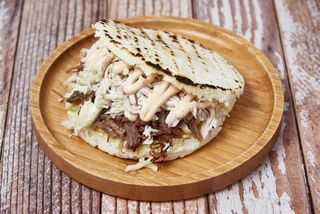 Arepa Con Todo