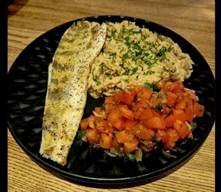 Sandacz na risotto z boczniakami