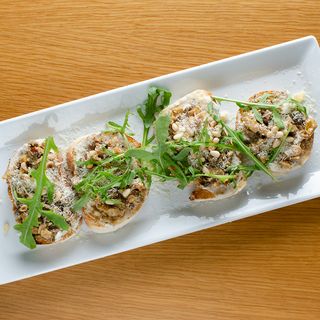 Брускети с манатарки