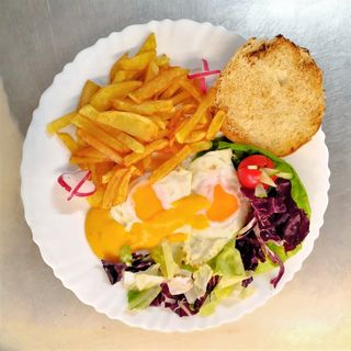 Chips & eggs