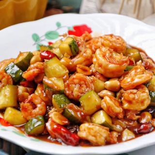 198.Gamberetti gonbao piccante 宫保虾