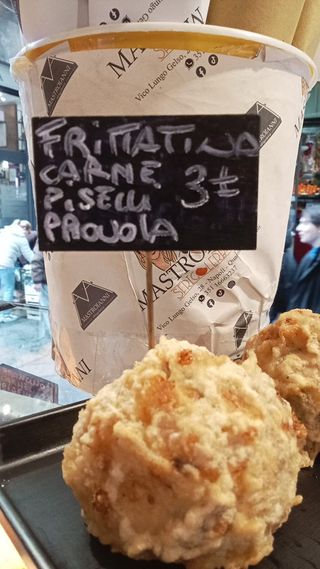 Frittatina carne, piselli e provola
