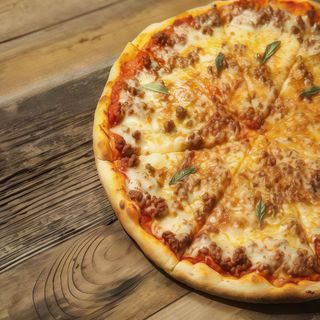 Pizza Boloñesa (Pequeña)