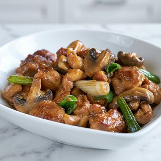 Pollo Con Salsa De Ostras