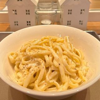 SPAGHETTONI CACIO E PEPE