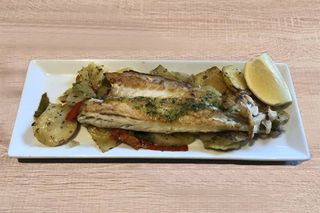 1/2 Dorada A La Plancha