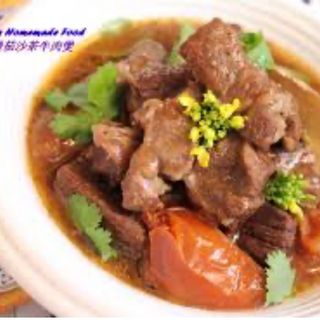 Vitello in ciotolo di terracotta