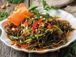 Салат из морской капусты