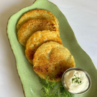 Деруни зі сметаною