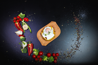 Bulz Țărănesc cu carne la garniță