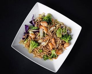Yakisoba de Camarão