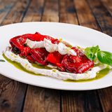 Ardei copt cu mousse din ricotta si ulei verde