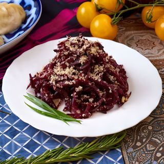 Свекольный салат c яблоками