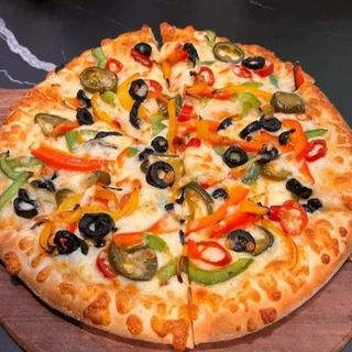 Meduim pizza La Diavola Pepperoni