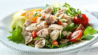 Salata sa tunjevinom 300gr
