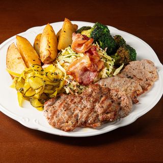 Теплий зі свининою по-американськи 