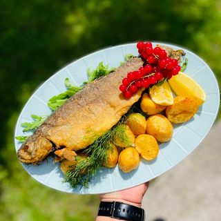 Pstrąg w sosie maślano-cytrynowym + dodatki (450g)