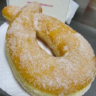 Ciambella zuccherata vuota 