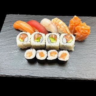 Sushi Misto - 14pz
