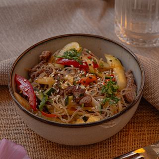 Goveđa salata na azijski način 300g