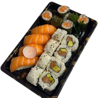 Box sushi mix