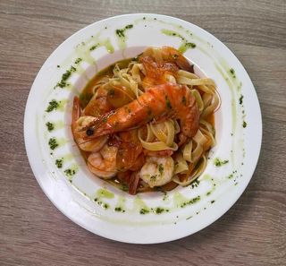 Tagliatelle z krewetkami T