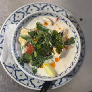 33 tom kha vegetable 