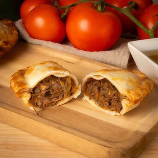Empanada Gourmet Rabo de Toro al Malbec ( R )
