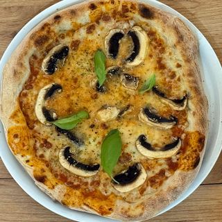 Pizza Funghi (33 Cm.)