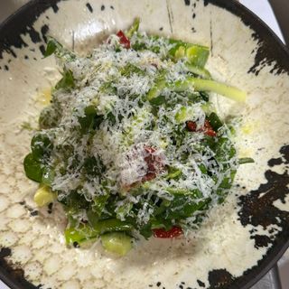 ASPARAGUS & PECORINO  SALAD