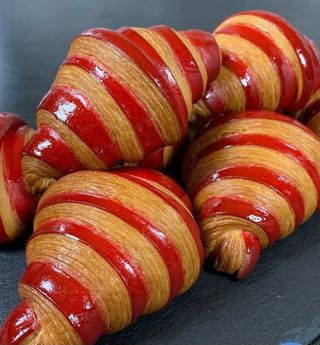 CROASSANT CU VANILIE